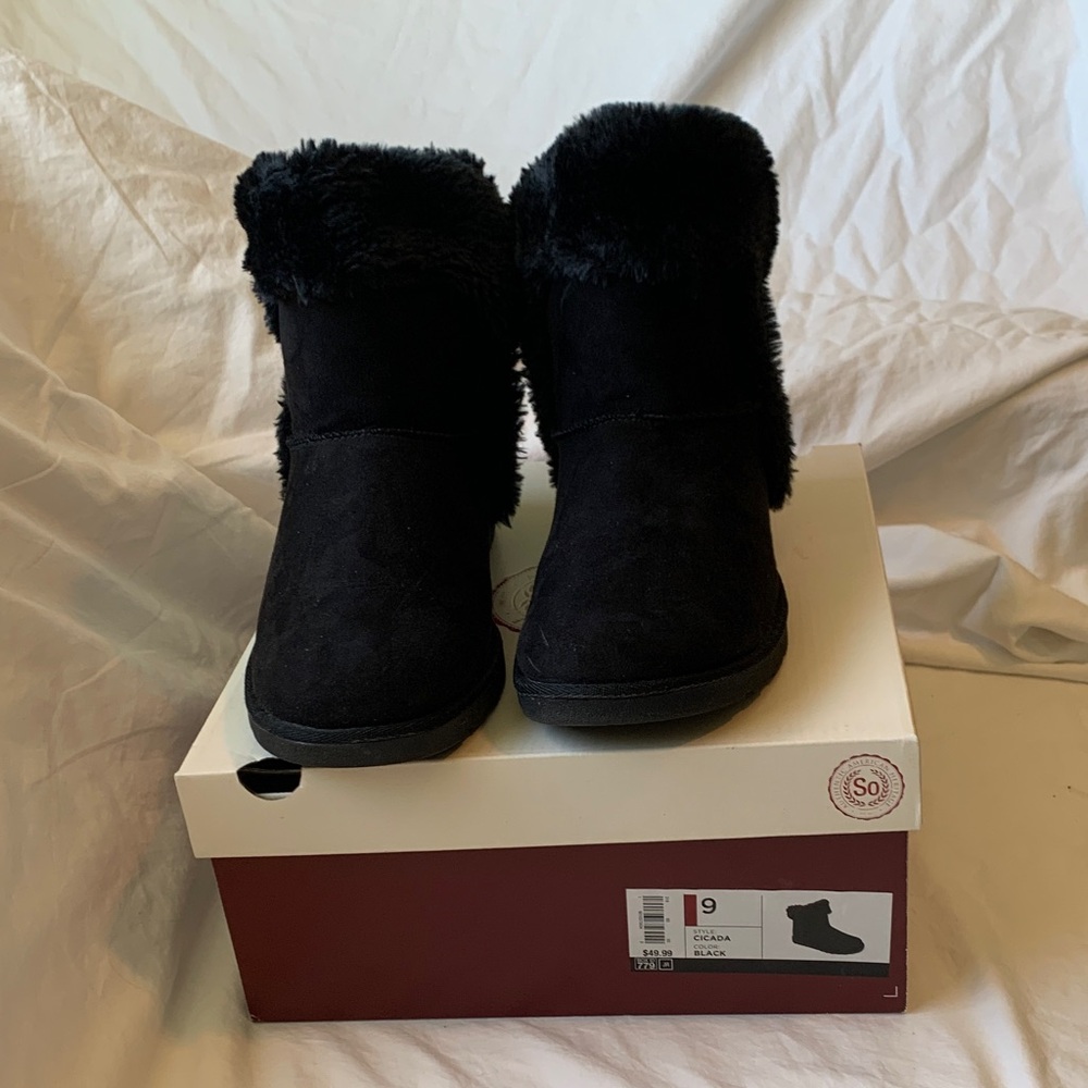 Black Faux Fur Winter Boots